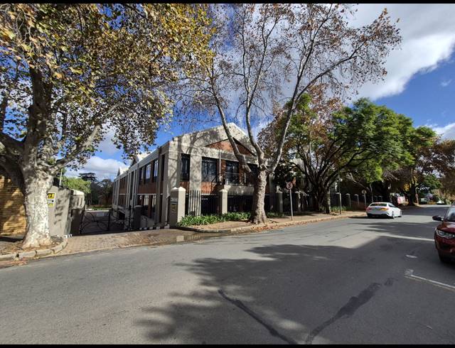48M² OFFICE TO LET IN ROSEBANK